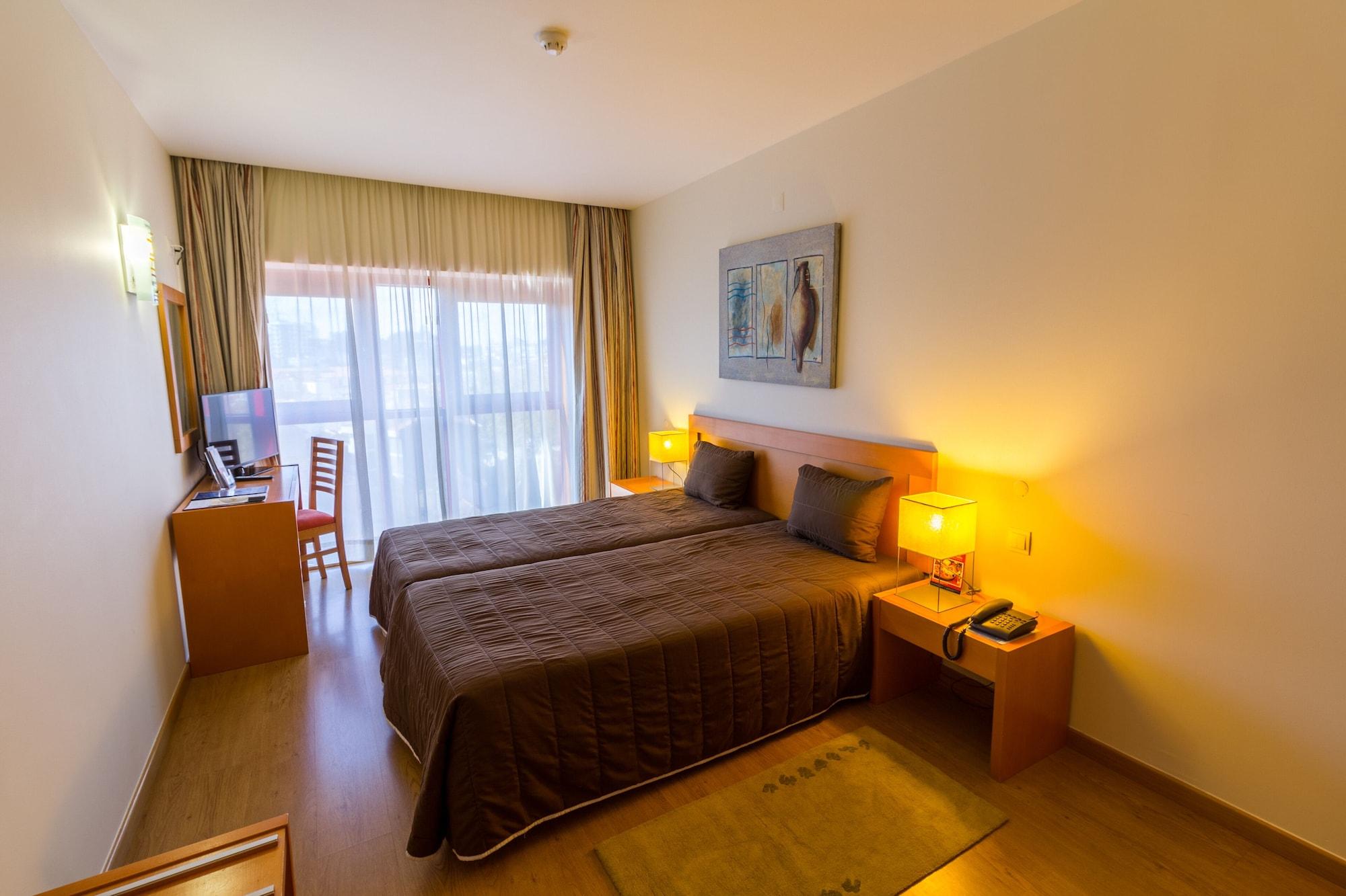 Eurosol Residence Hotel Apartamento เลเรีย ภายนอก รูปภาพ