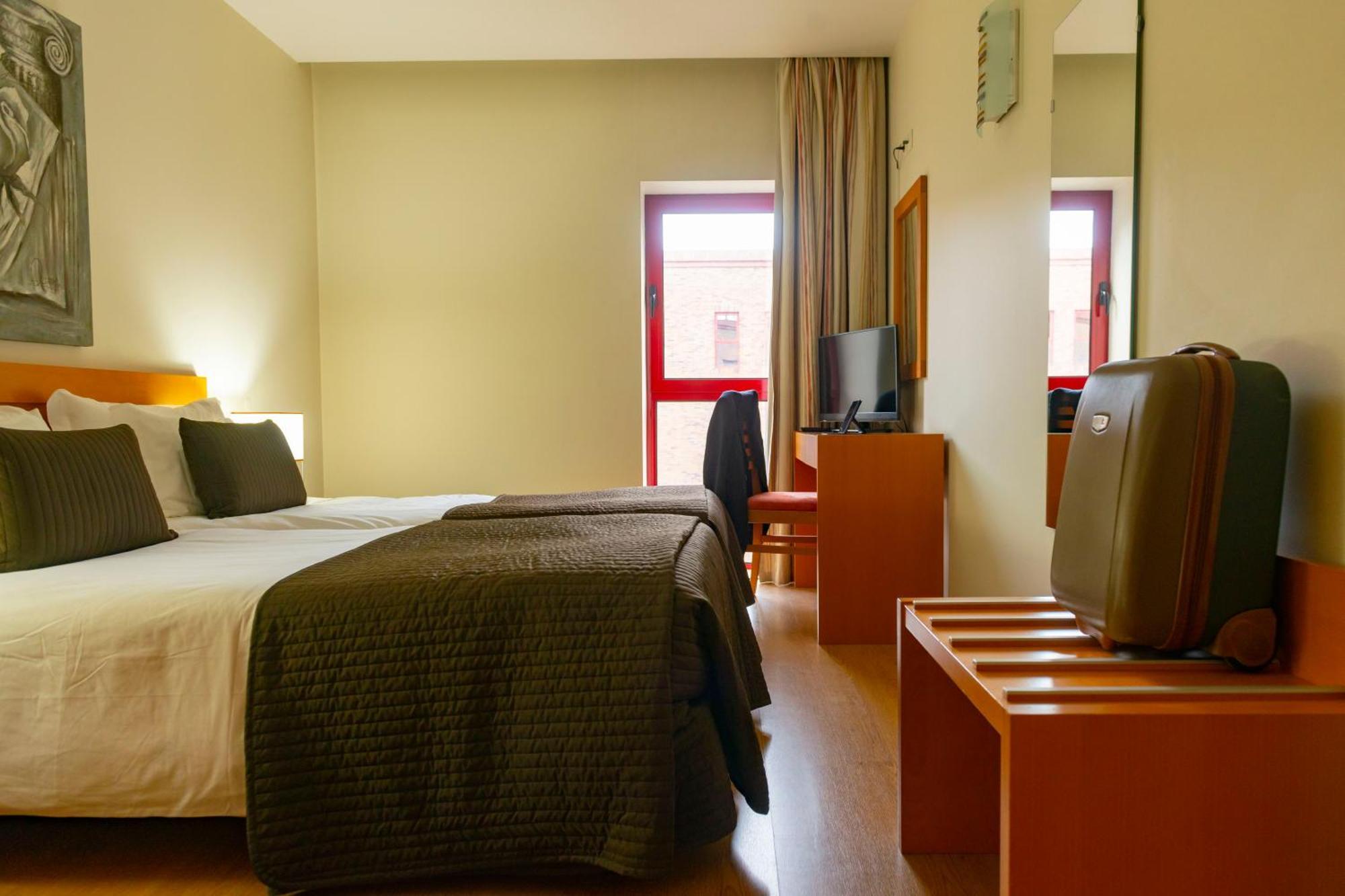 Eurosol Residence Hotel Apartamento เลเรีย ภายนอก รูปภาพ