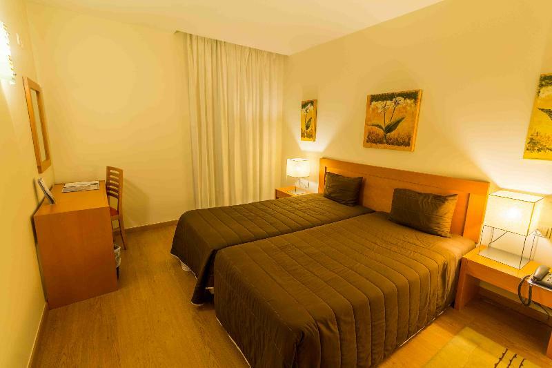 Eurosol Residence Hotel Apartamento เลเรีย ภายนอก รูปภาพ